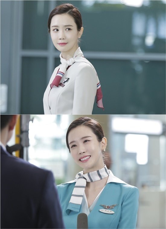 승무원-유니폼과-배우들.jpg-5-이미지