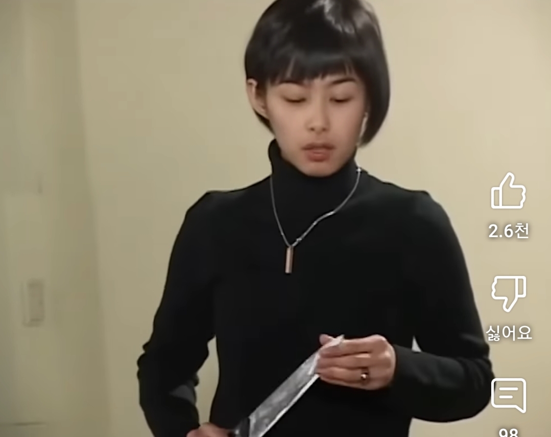 횟집에서-칼-빌려서-올드보이-오디션보는-21살-강혜정-0-이미지