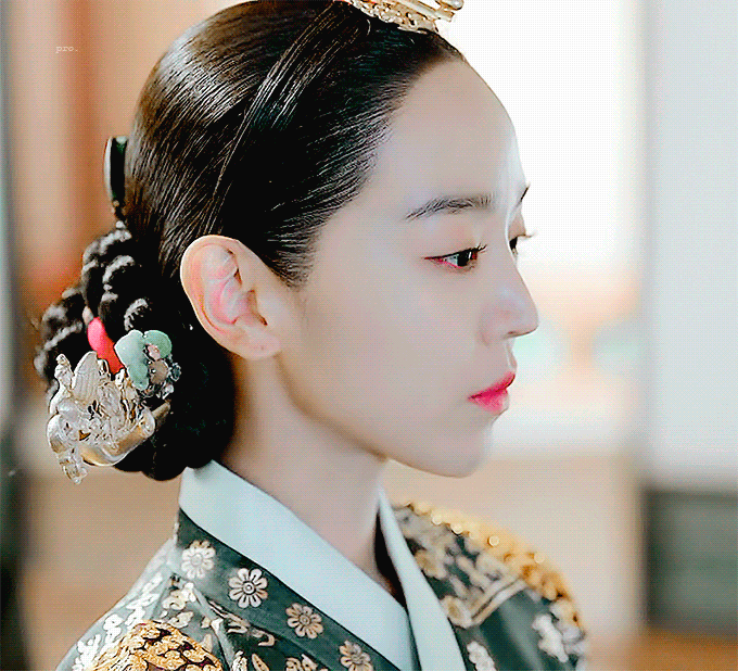 쪽머리-잘-어울리는-여배우들.gif-7-이미지