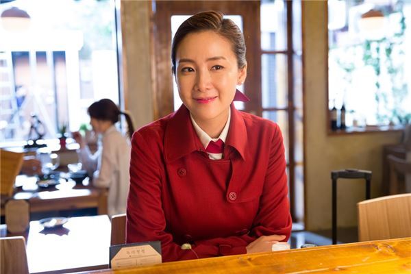 승무원-유니폼과-배우들.jpg-18-이미지