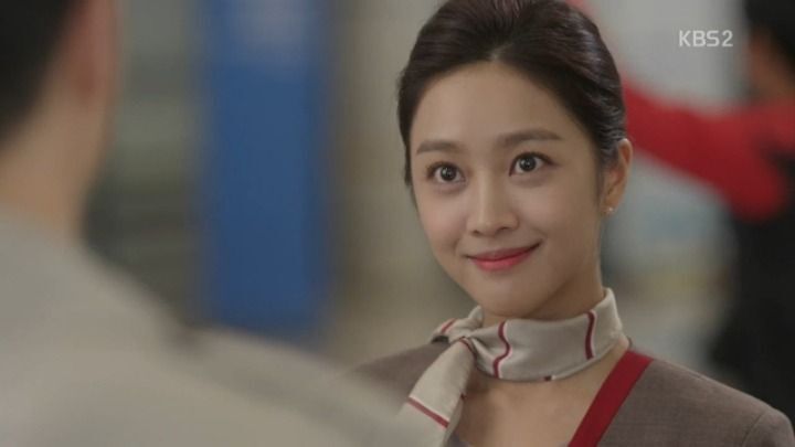 승무원-유니폼과-배우들.jpg-9-이미지