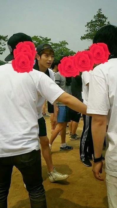 서강준-과거-대학시절-체육대회-찍찍-3-이미지