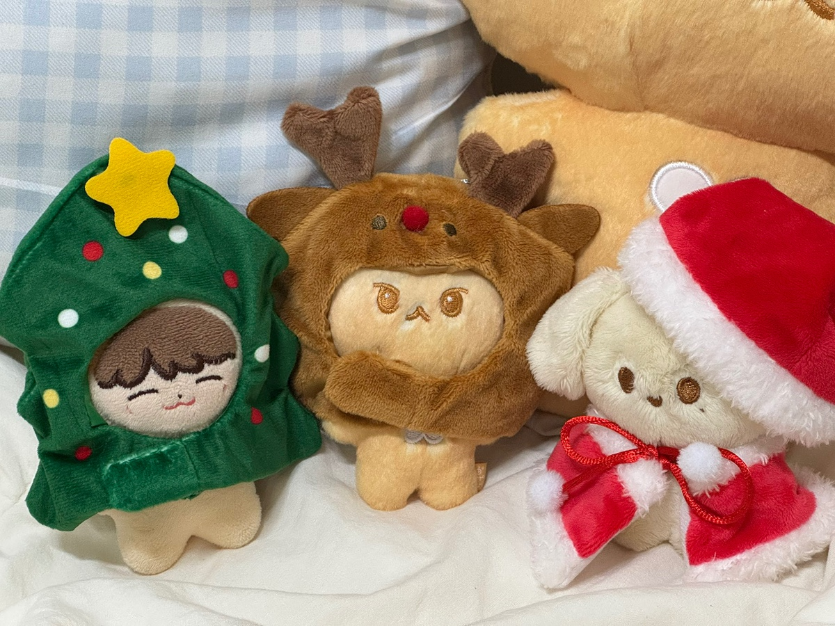 다이소-신상-10cm-인형옷-크리스마스-버전.jpg-1-이미지