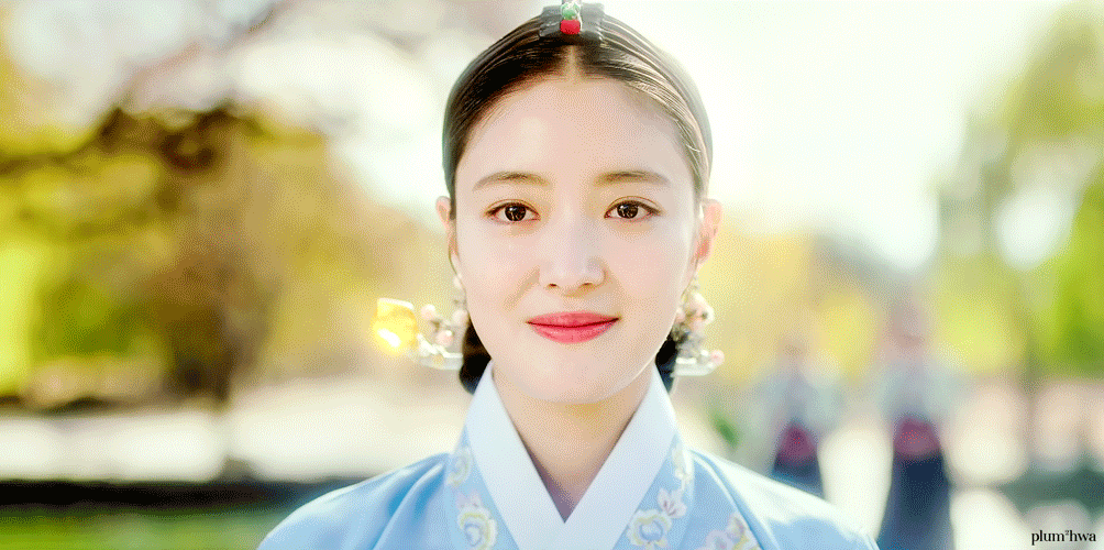 쪽머리-잘-어울리는-여배우들.gif-4-이미지