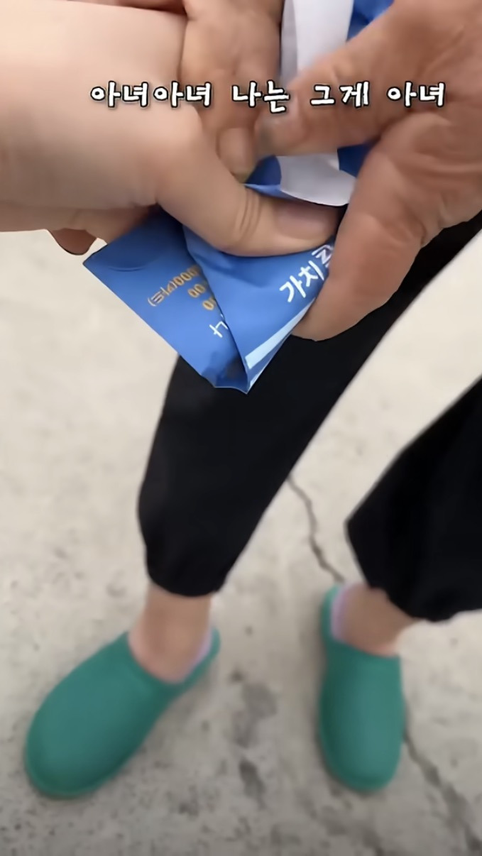 최근-난리난-광장시장-바가지-논란을-점화시킨-유튜버를-광장시장측에서-아무리-몰아가도-사람들이-입모아-“그럴-사람-아님”라고-하는-이유-22-이미지