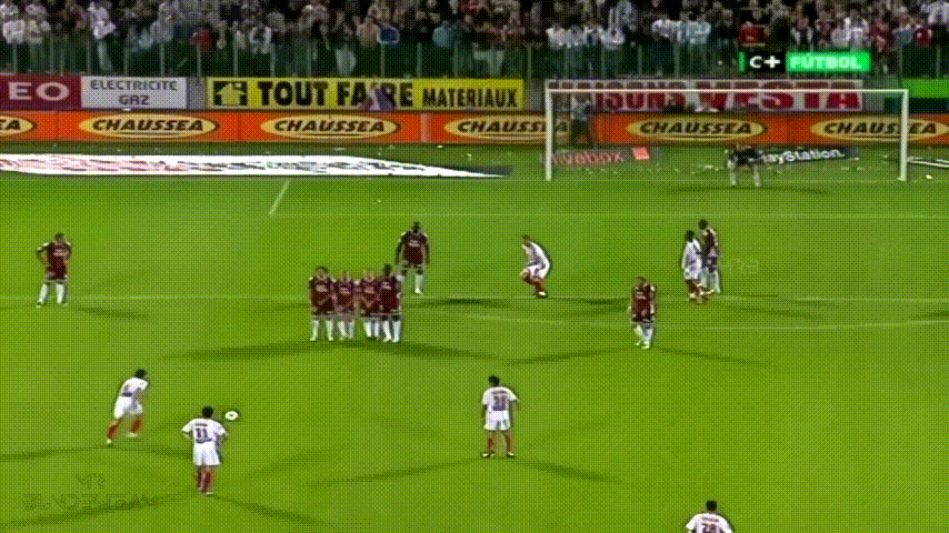 역대-최고의-프리키커라-불리는-선수-19-이미지