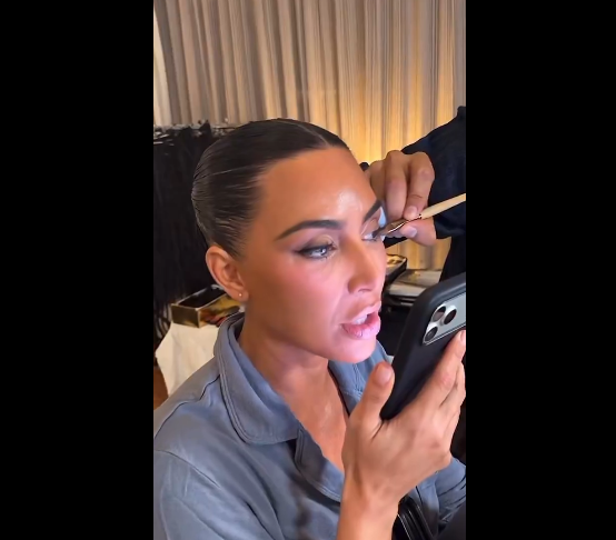 골때린다고-화제되고-있는-킴-카다시안-근황-ㅋㅋㅋㅋㅋㅋㅋㅋㅋㅋㅋㅋㅋㅋㅋㅋㅋㅋ.twt-1-이미지