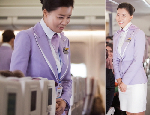 승무원-유니폼과-배우들.jpg-2-이미지