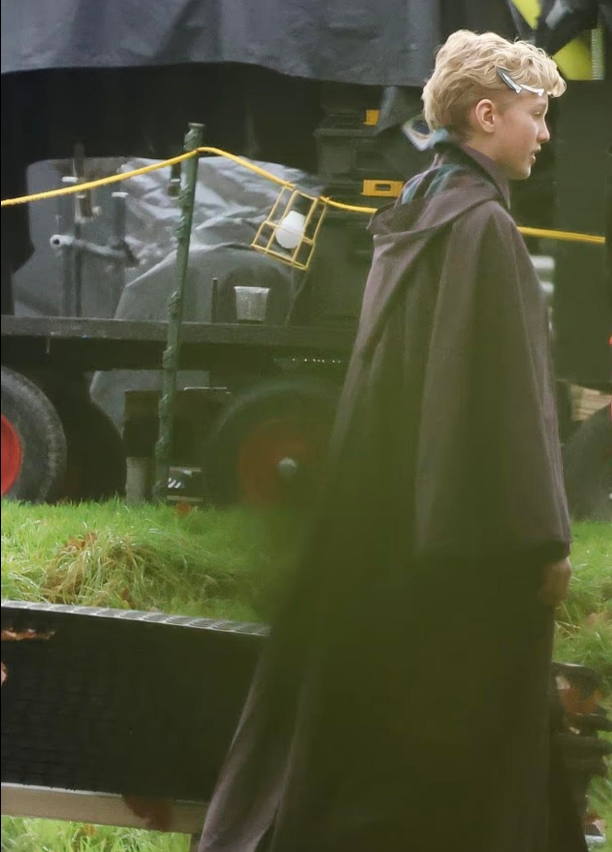 해리포터-드라마판-호그와트-빗자루수업-촬영짤-3-이미지