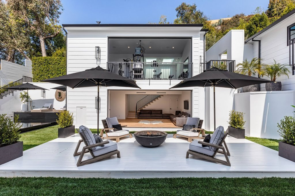 리한나가-현재-거주-중인-190억원-LA-집.jpg-7-이미지