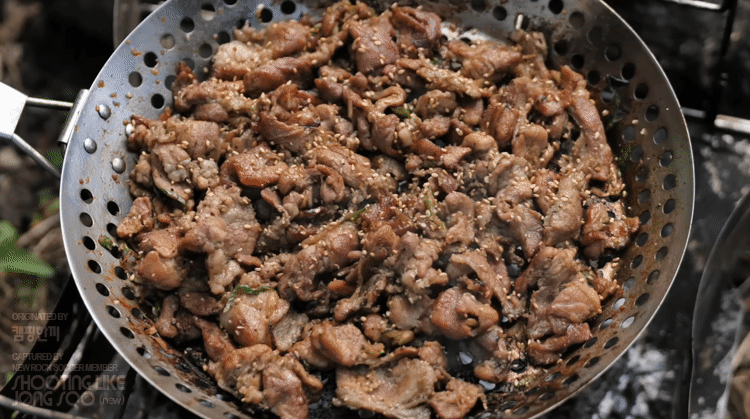 캠핑장-직화돼지불백-5-이미지