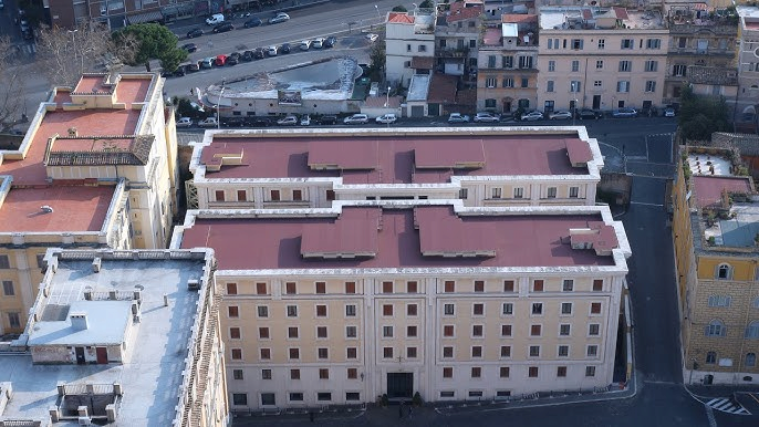 교황이-사망하는-순간-치뤄지는-세계구급-선거-3-이미지