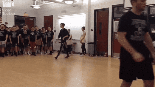 발레-수업에-참여해본-미국-운동부-고딩들.gif-2-이미지