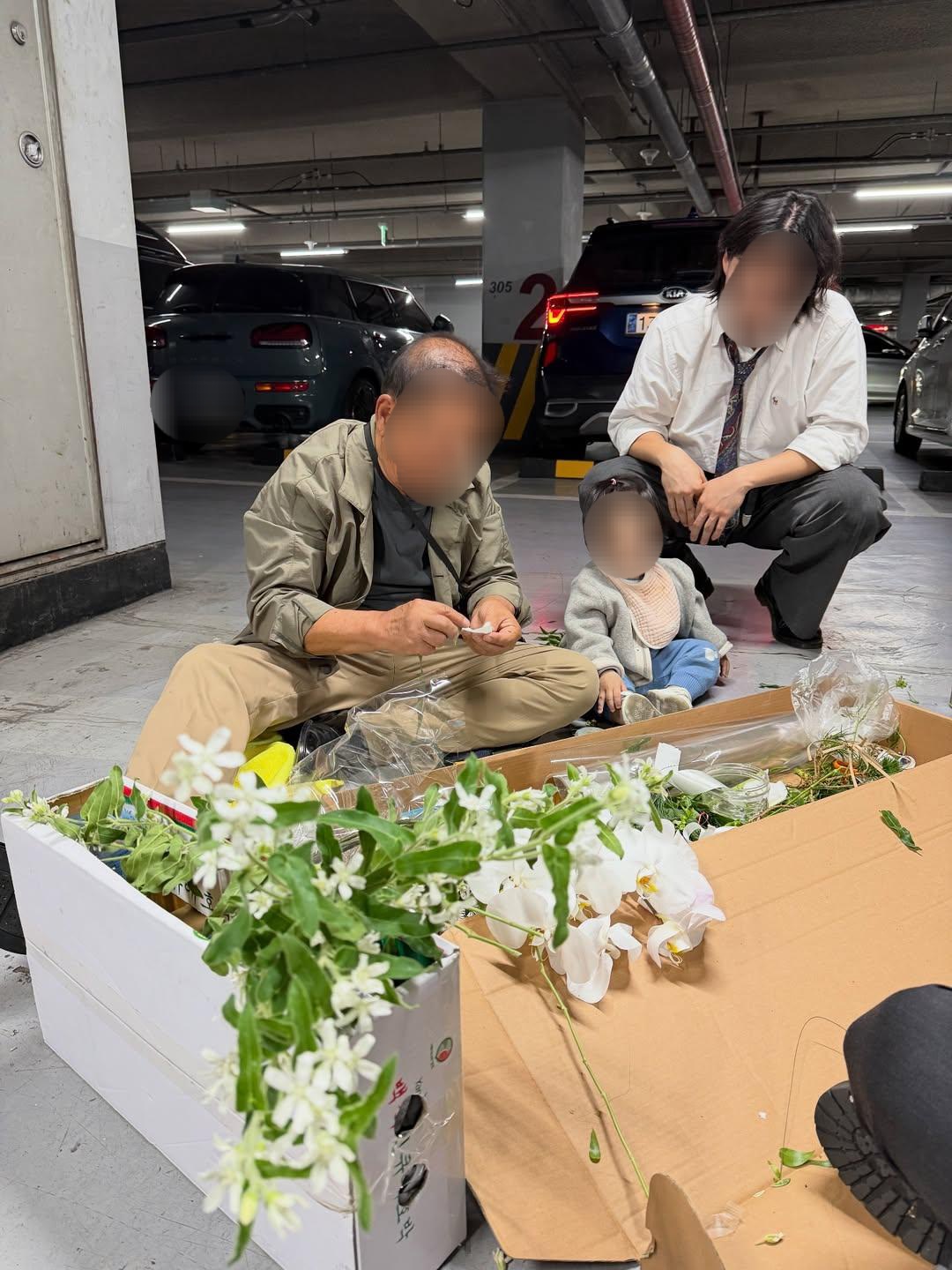 결혼식날-아빠가-만들어준-부케.jpg-6-이미지