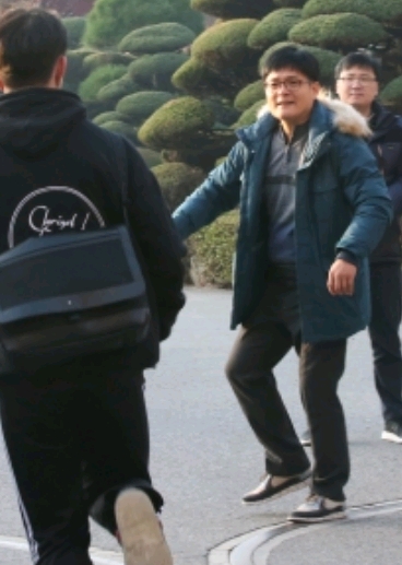 올해-수능기사사진중에-제일-웃겼던거-(갠취)-1-이미지