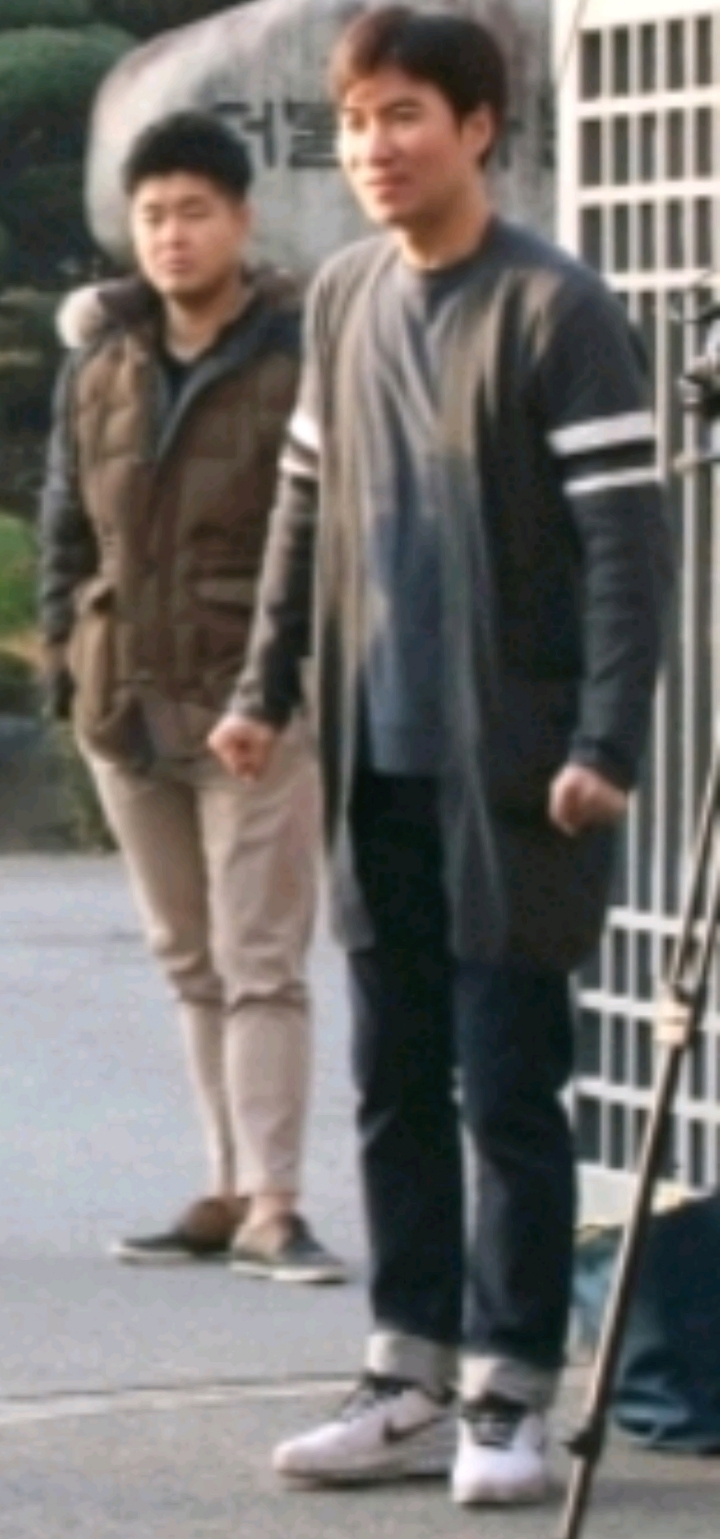 올해-수능기사사진중에-제일-웃겼던거-(갠취)-2-이미지