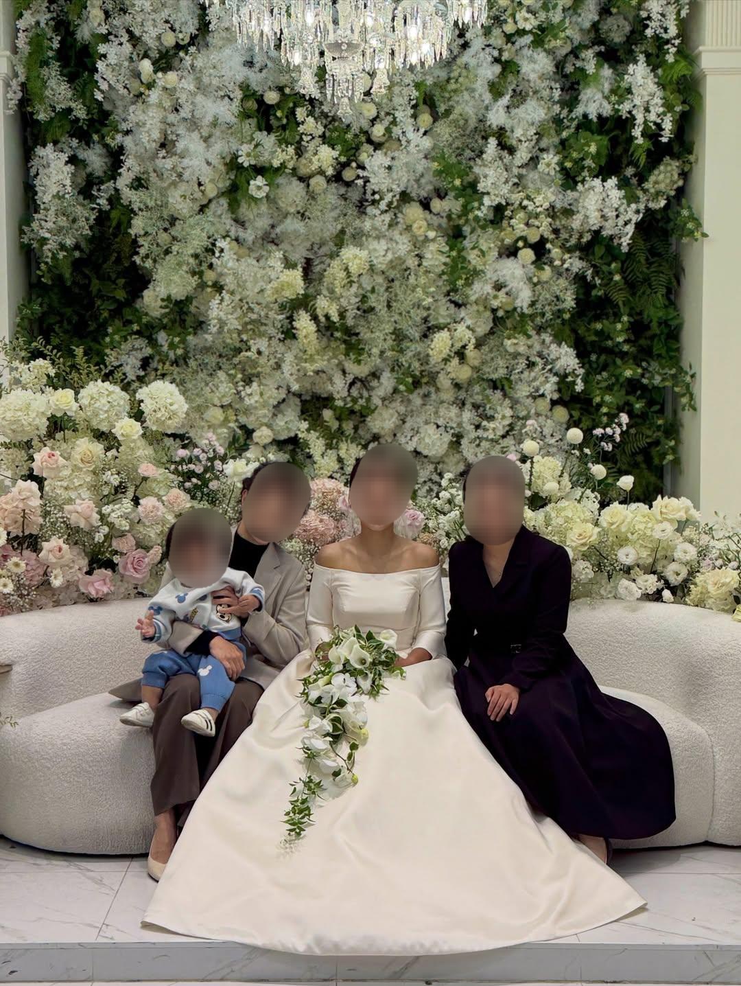 결혼식날-아빠가-만들어준-부케.jpg-5-이미지