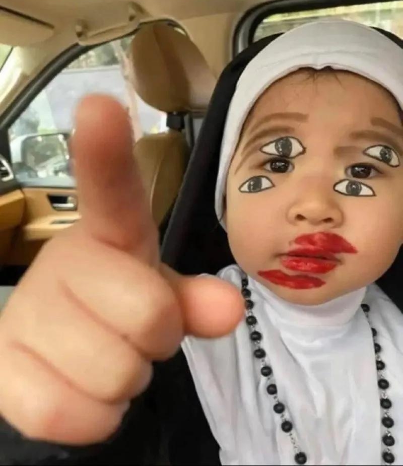 어질어질한-코스프레-2-이미지