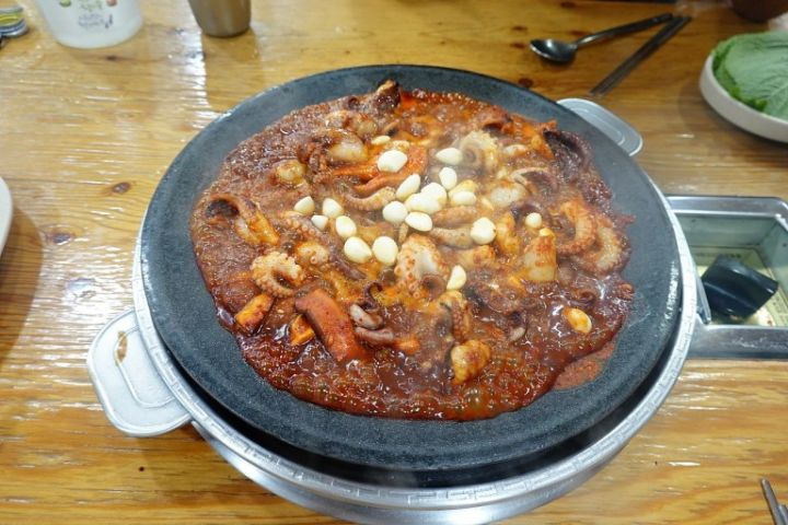 매운거-잘-먹는-사람도-매워하는-용두동-나정순할매쭈꾸미-2-이미지