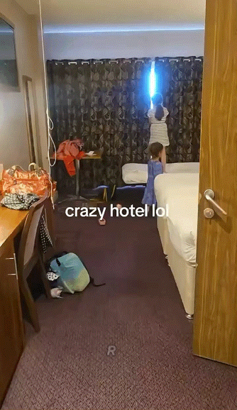 환상적인뷰를-자랑하는-호텔객실.gif-1-이미지