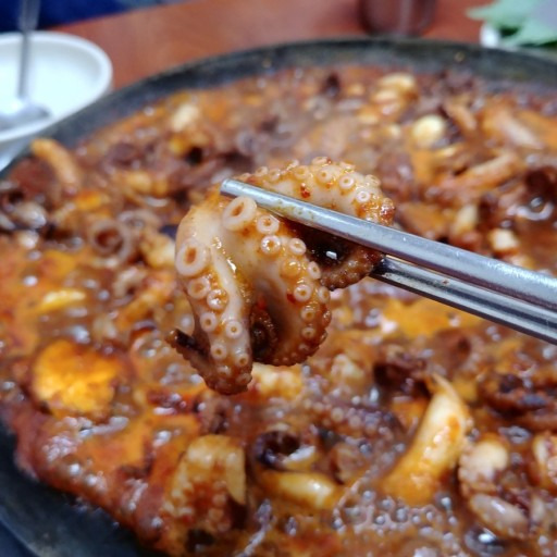 매운거-잘-먹는-사람도-매워하는-용두동-나정순할매쭈꾸미-15-이미지