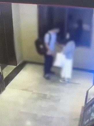 여친과-말다툼하다-창밖으로-투신한-남성.gif-0-이미지