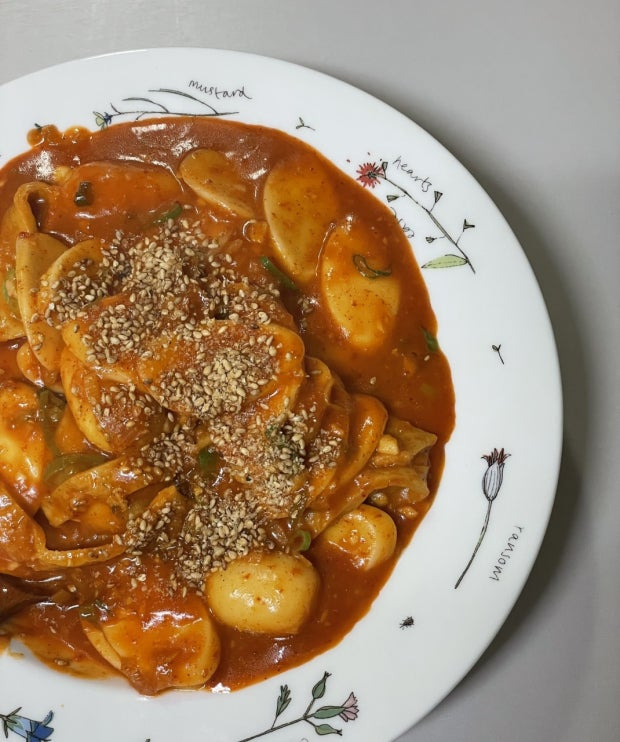 진짜-호불호-갈리는-떡볶이.....-0-이미지