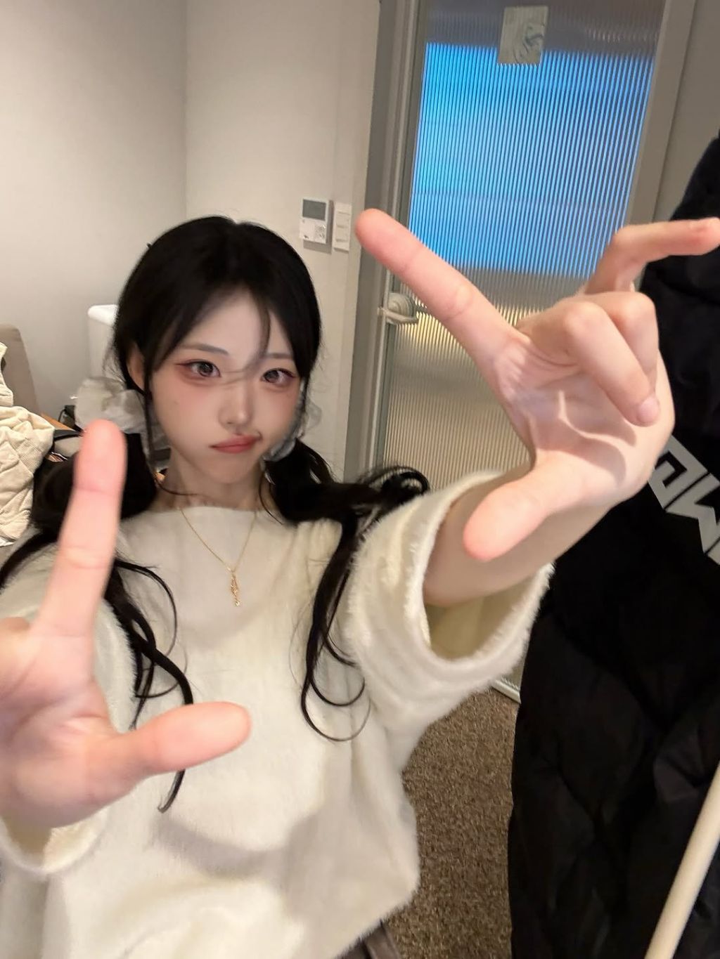 QWER-간장게장-인스타-근황.JPG-3-이미지