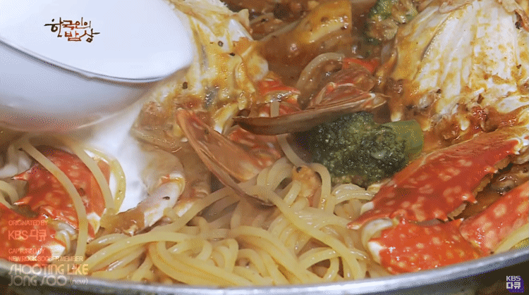 한국인의-밥상-:-꽃게-로제-파스타-(가을꽃게편-中).gif-6-이미지