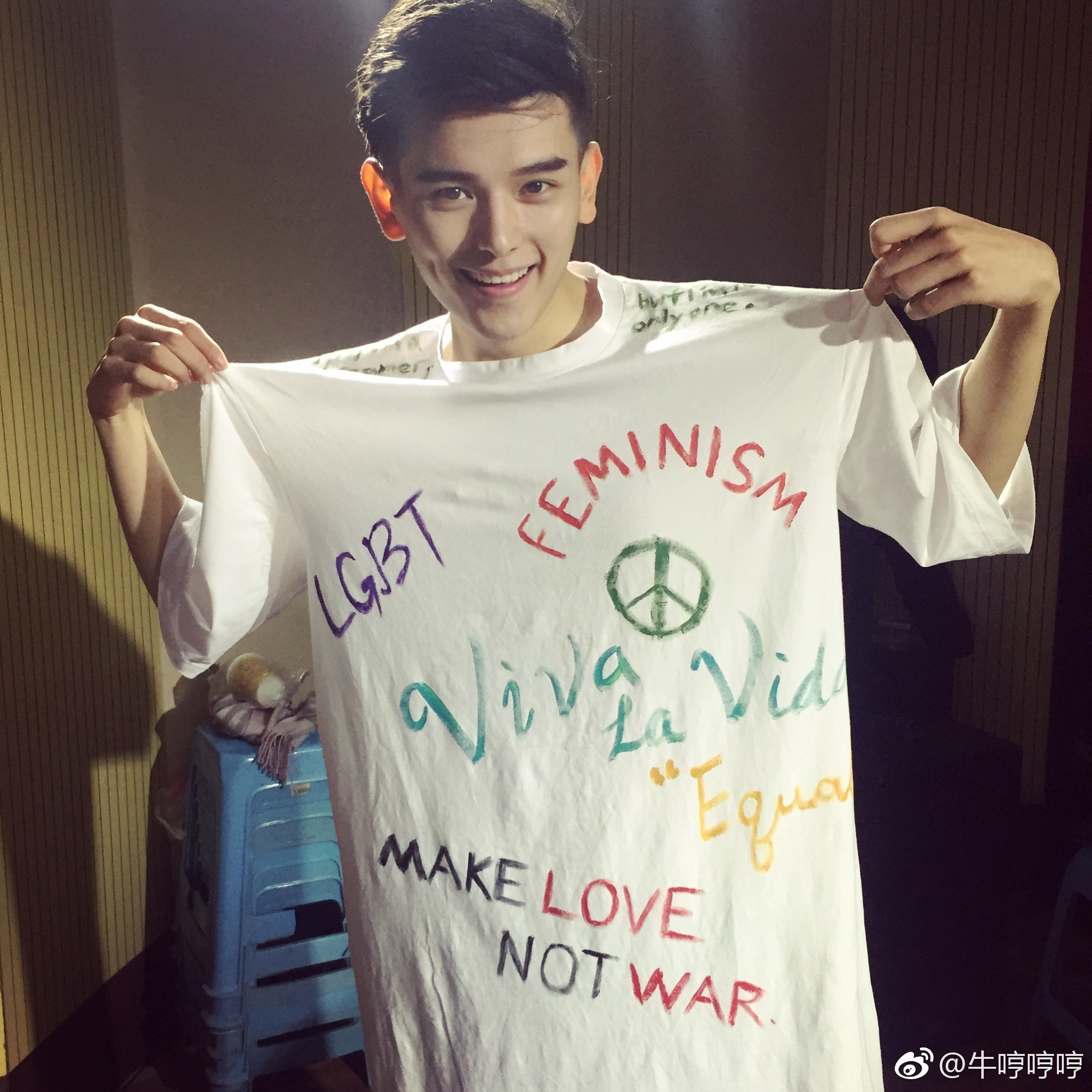 요즘-인기-많은-중국게임-＜성세천하＞-남주-야오치가-매년-여성의-날을-챙기는-이유-0-이미지