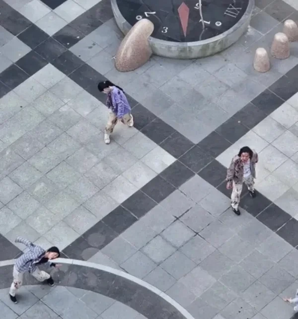 아파트에-좀비가-돌아다닌-이유-0-이미지