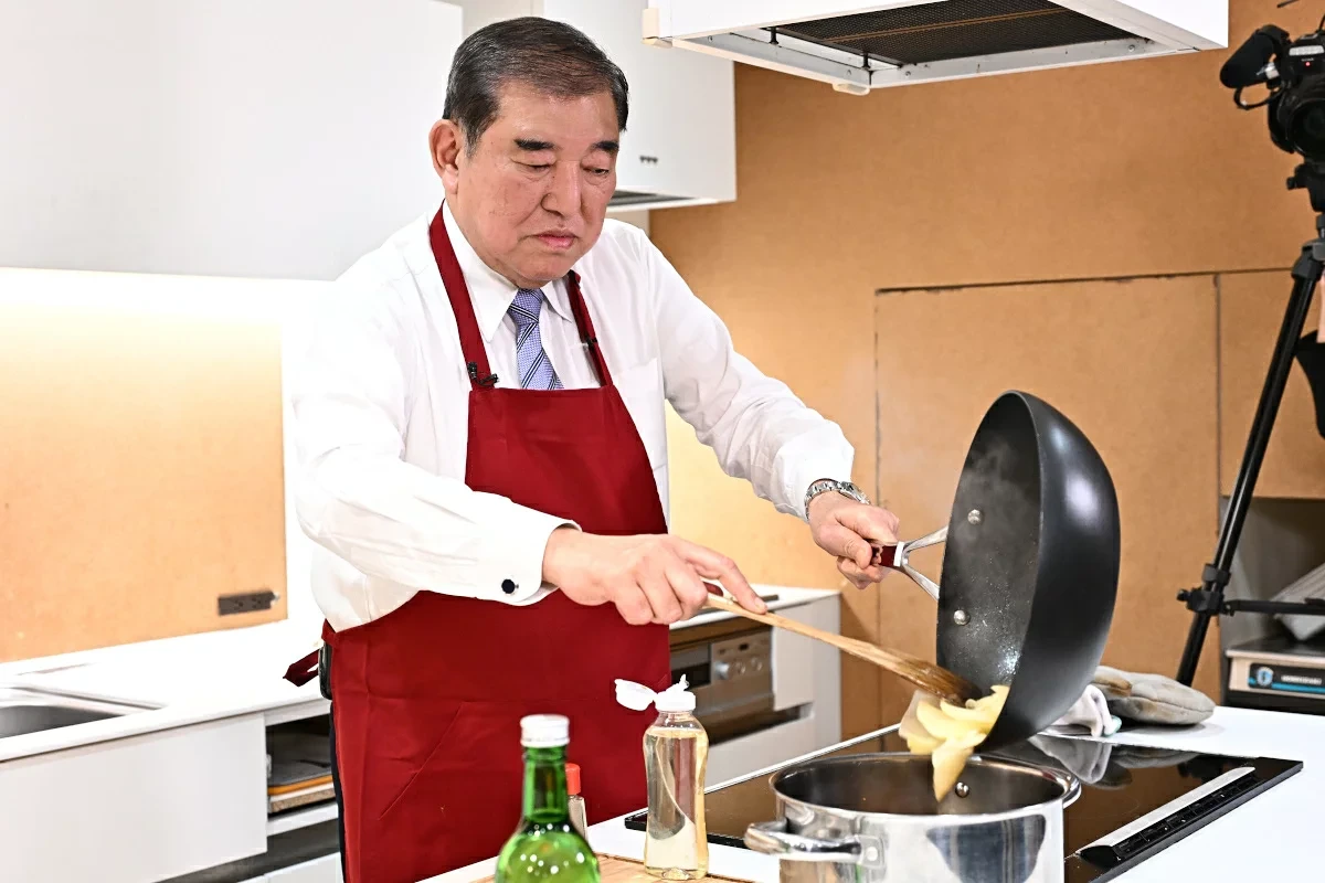 이시바-전-일본-총리-근황-0-이미지