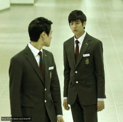 배우-황수정이-<TV는-사랑을-싣고>에서-찾은-첫사랑이-어느-아이돌-아빠래;;-36-이미지