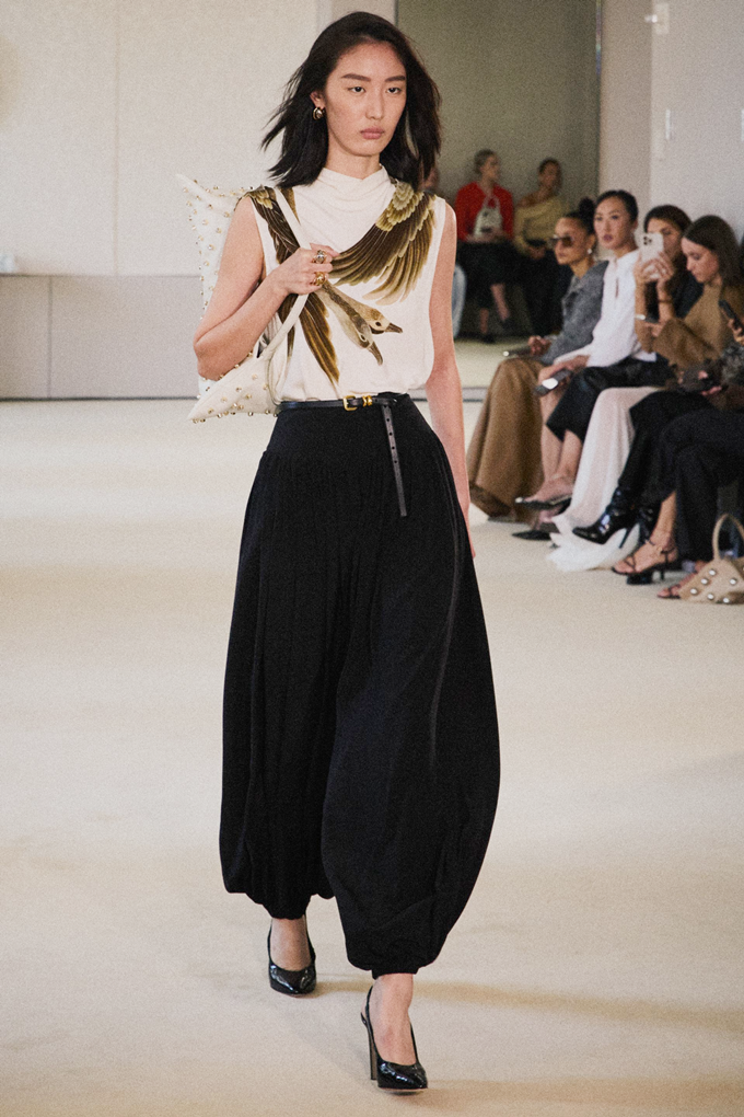 2026년-봄-패션계가-밀고있다는-트렌드-11-이미지