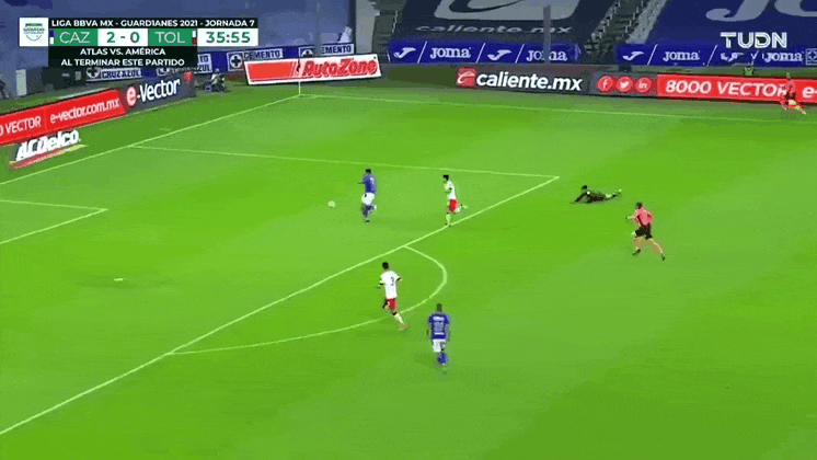 축구에서-보기-드문-슈퍼-세이브-0-이미지