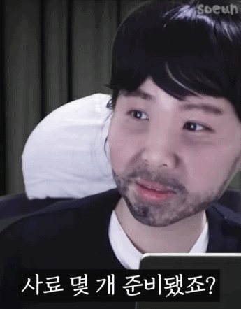 게임-디렉터까지-코스프레-하는-스트리머-2-이미지