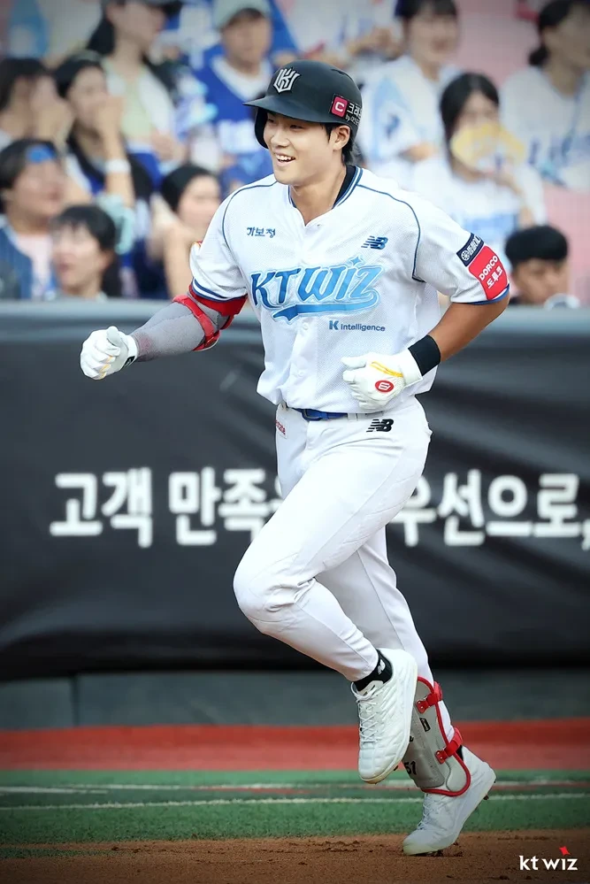 정우성-매니저한테-길거리-캐스팅-당했던-KT-야구선수.jpg-11-이미지