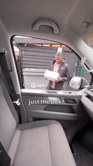 여보-누가-쓰레기통에-버릴라는거-나-달라했어..-진짜야..-2-이미지