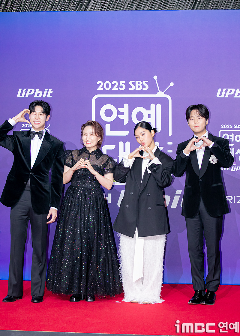 오마이걸-미미-SBS-연예대상-레드카펫-4-이미지