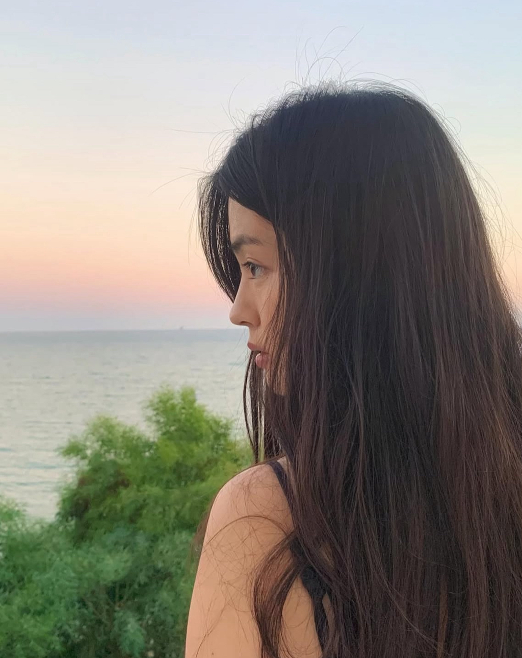 깨끗한-분위기가-있는-모델-황지민-0-이미지