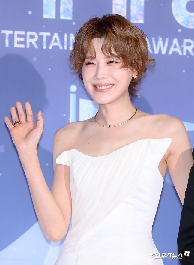 장도연-"겸손하지-않으면-다-죽더라"-직설적-소감-0-이미지