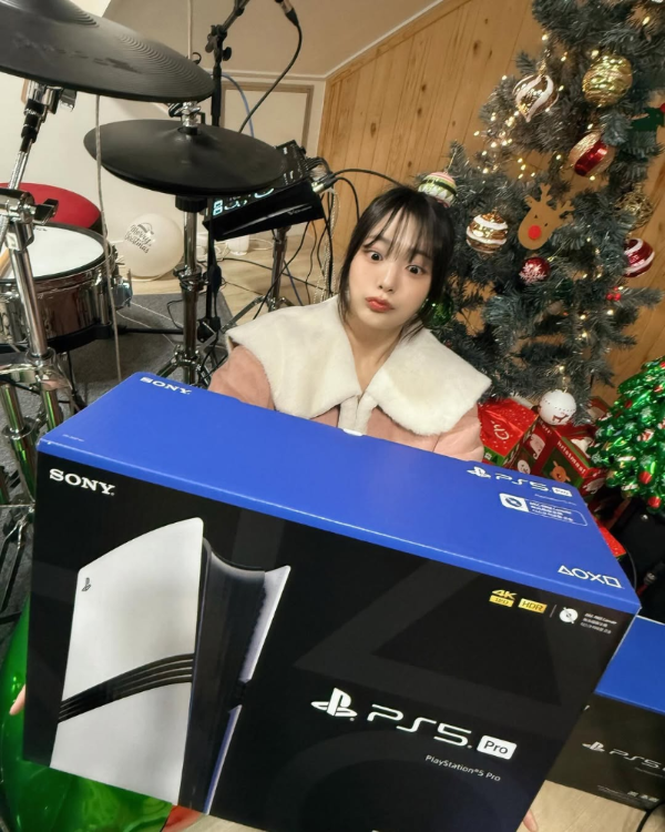 플스5프로-선물받은-QWER-7-이미지