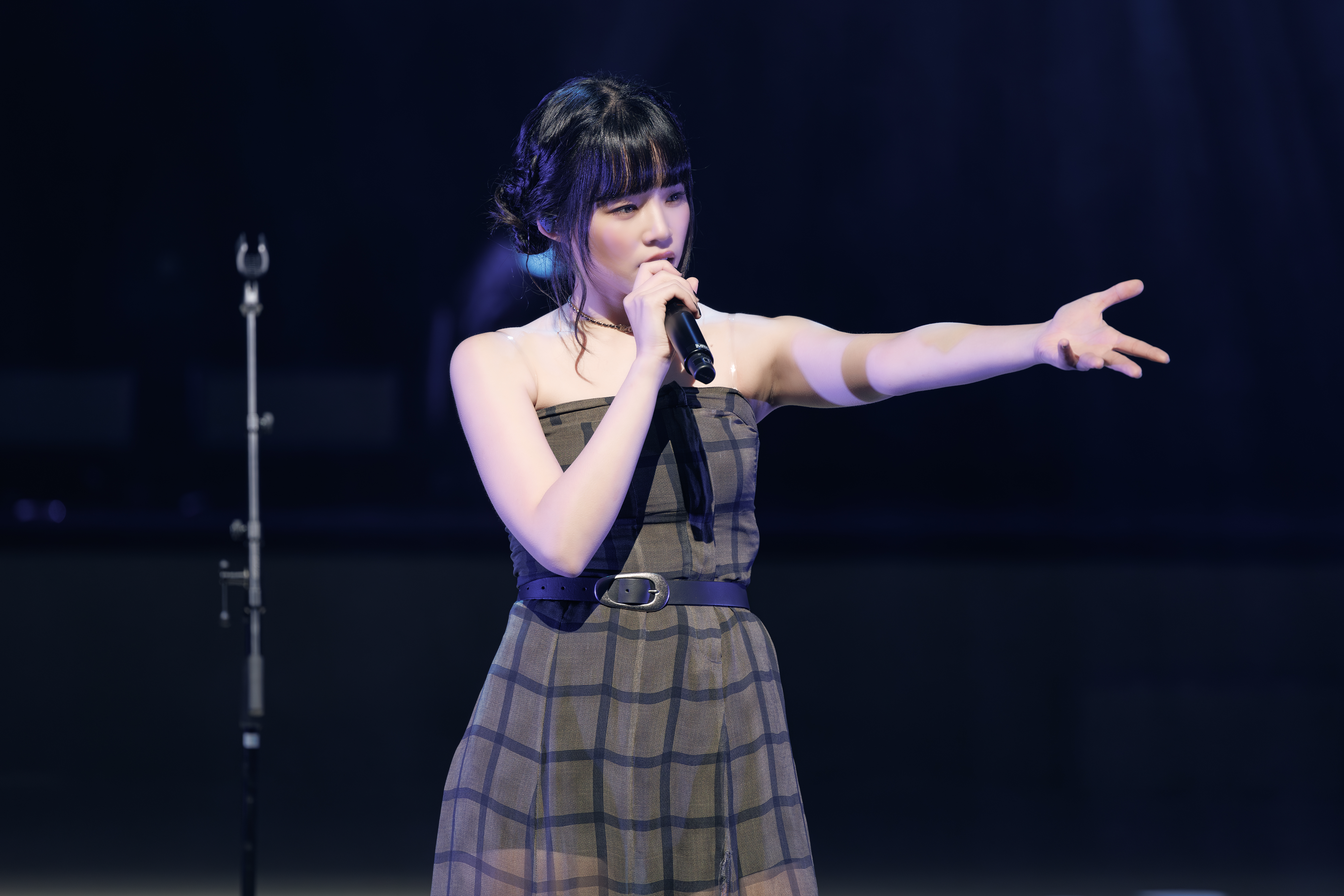 2026년에-더-흥할-가수-‘윤마치(MRCH)'-1-이미지