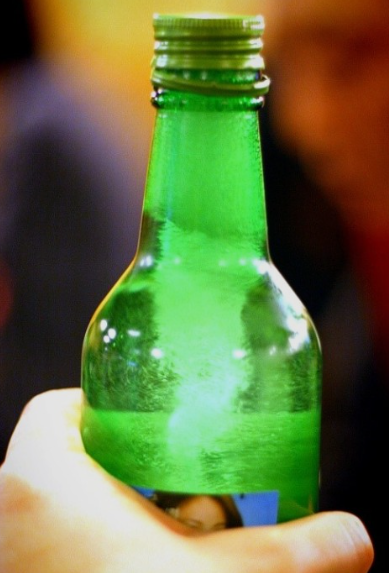 소주-마시기-전-흔들고-줘패는-이유-0-이미지