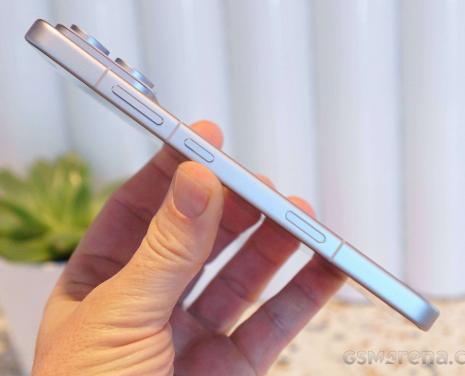 알게-모르게-조금씩-발전-중인-스마트폰-배터리-2-이미지