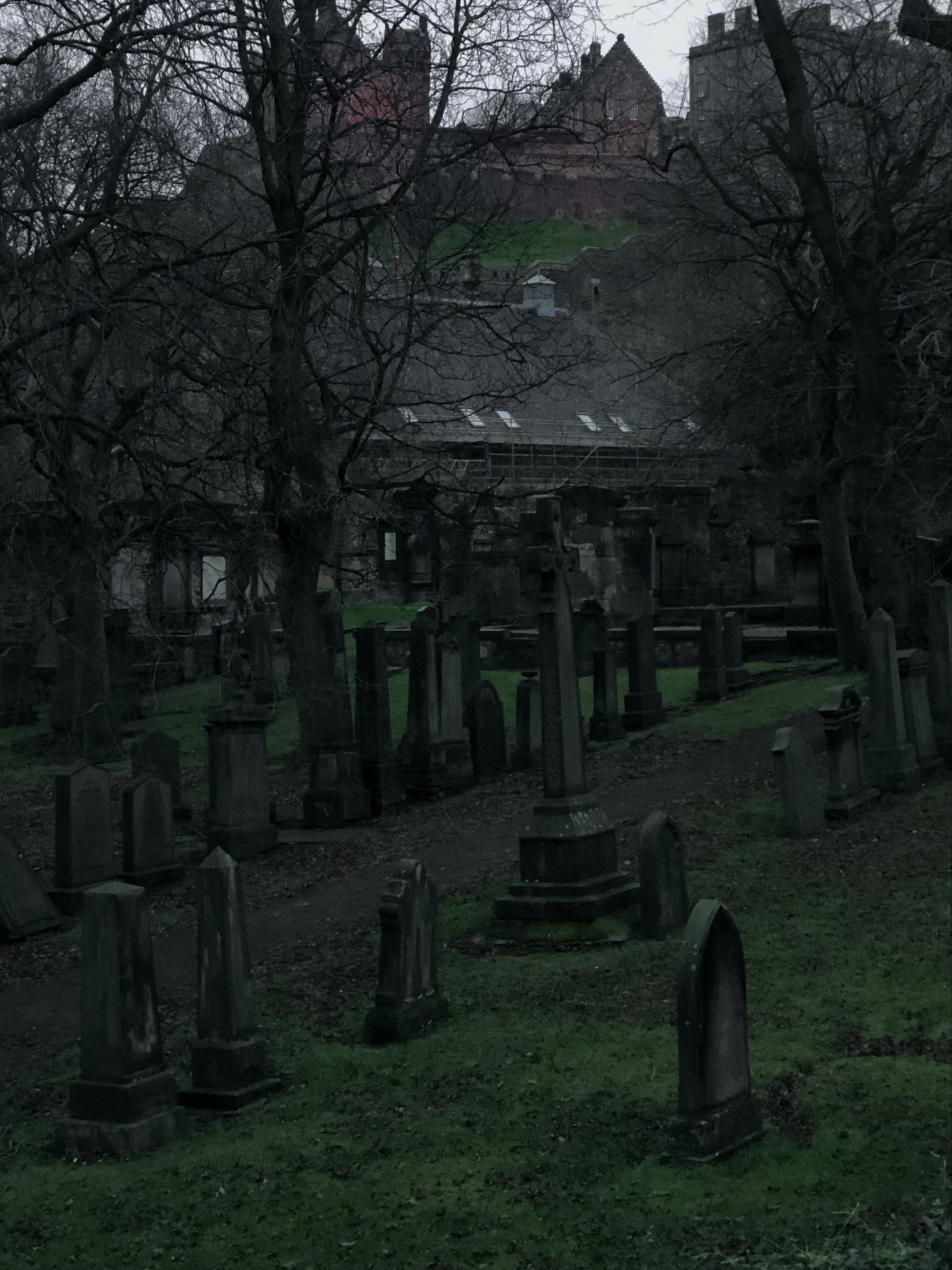 에든버러에서-왜-해리포터가-탄생햇는지-이해됨.x-2-이미지