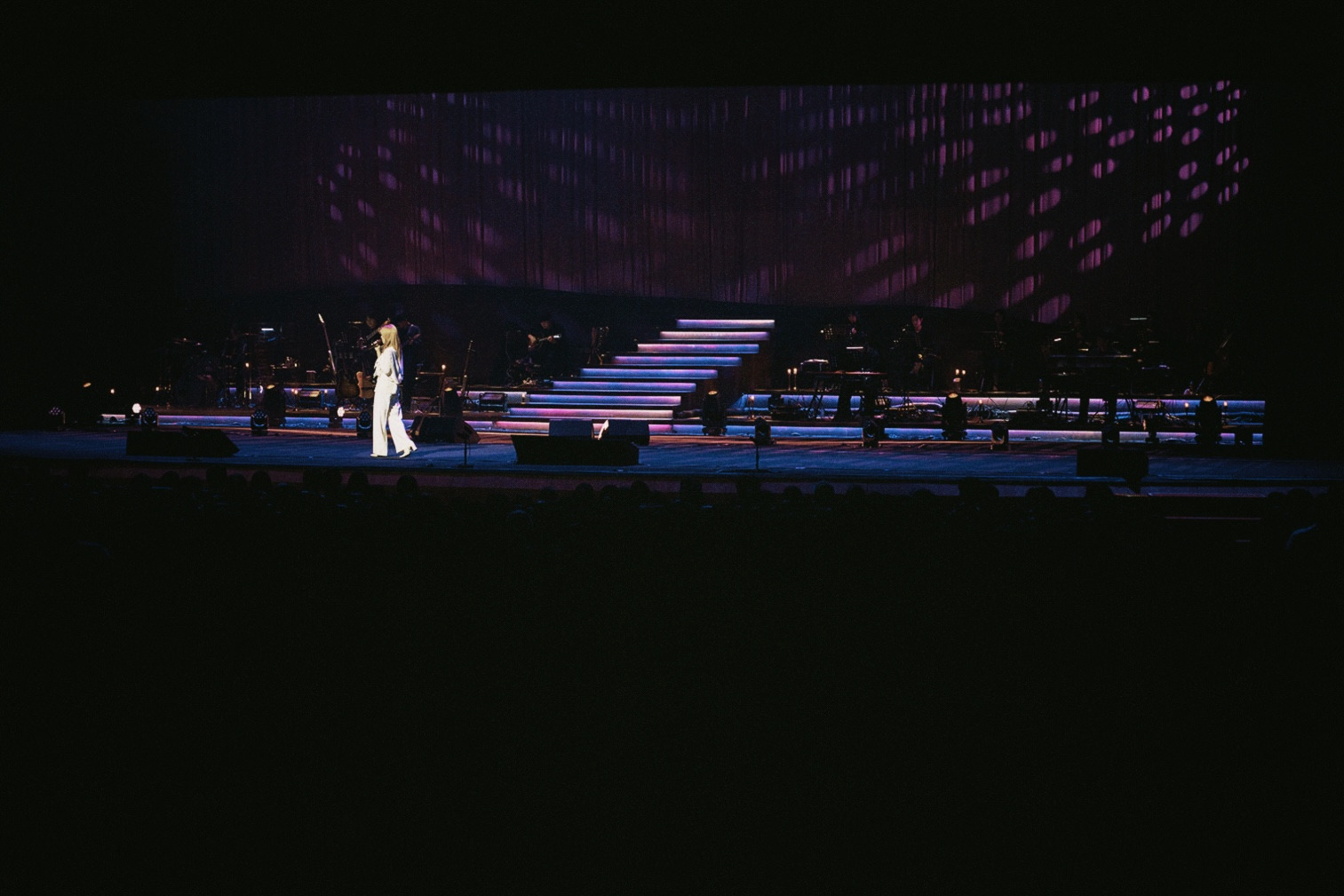 최유리-콘서트-2025-:-머무름-|-서울콘-비하인드-3-이미지