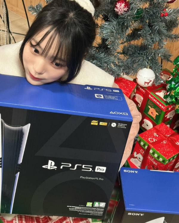 플스5프로-선물받은-QWER-6-이미지