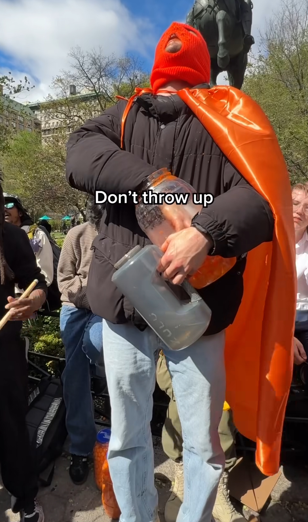 나-치즈볼-먹는거-보러-올-사람-공원으로-와라-9-이미지