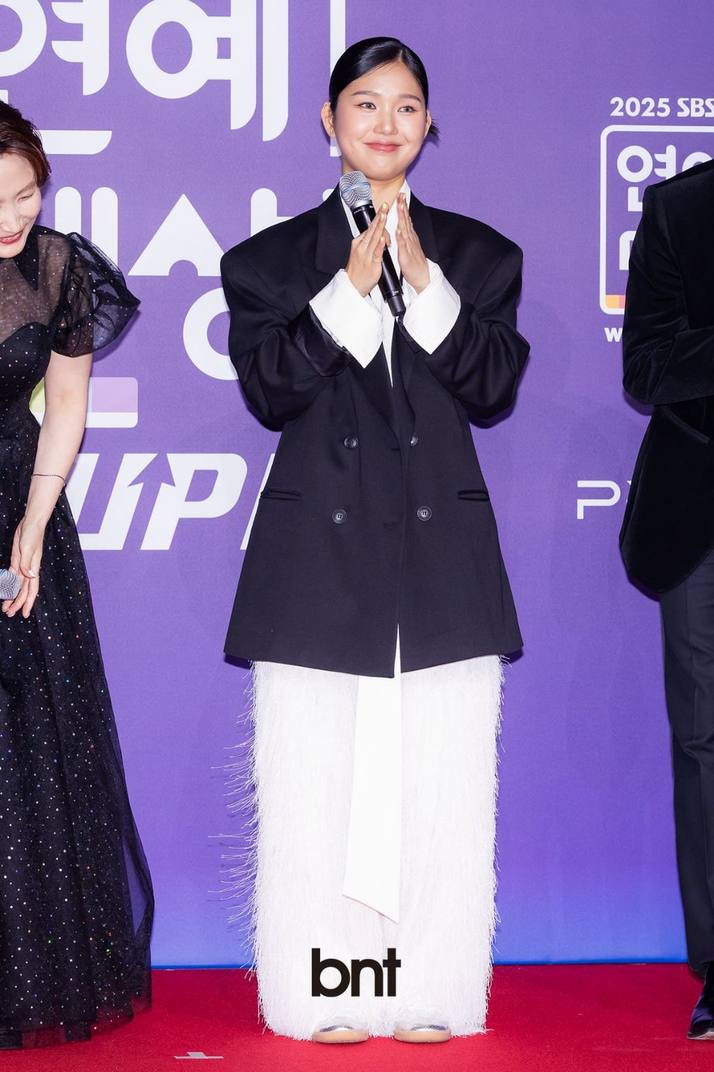 오마이걸-미미-SBS-연예대상-레드카펫-10-이미지
